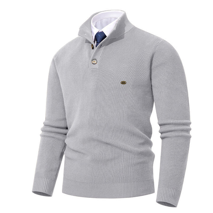 Herren Strickpullover mit Knopfdetails und modernem Stehkragen Echoarchiv