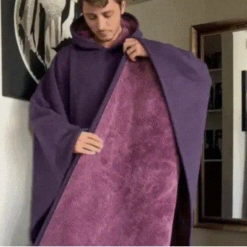 Unisex Kapuzen-Poncho-Decke mit wärmendem Fleecefutter und Oversize-Schnitt Echoarchiv