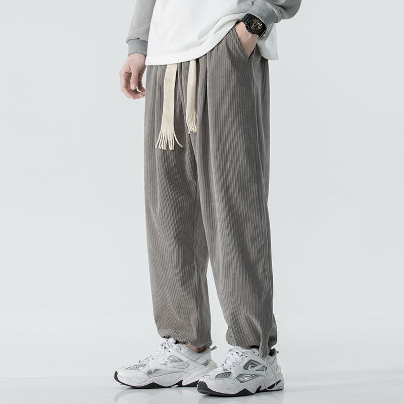 Herren Locker geschnittene Cordhose mit breitem Bein, elastischem Bund und dekorativem Kordelzug Echo Archiv