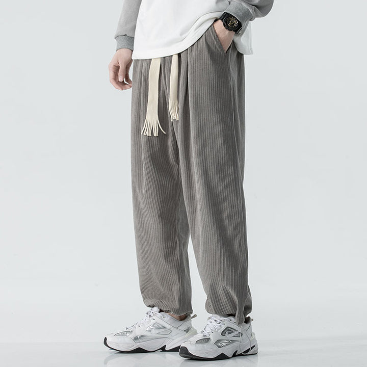 Herren Locker geschnittene Cordhose mit breitem Bein, elastischem Bund und dekorativem Kordelzug Echo Archiv