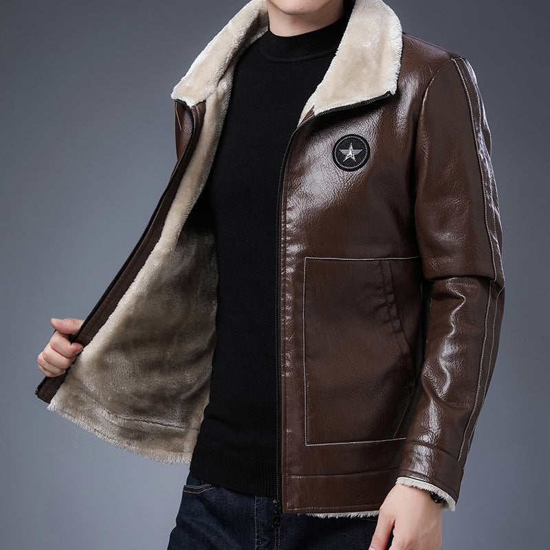 Herren Kunstleder‑Fliegerjacke mit durchgehendem Teddyfutter und Stehkragen – Brevano