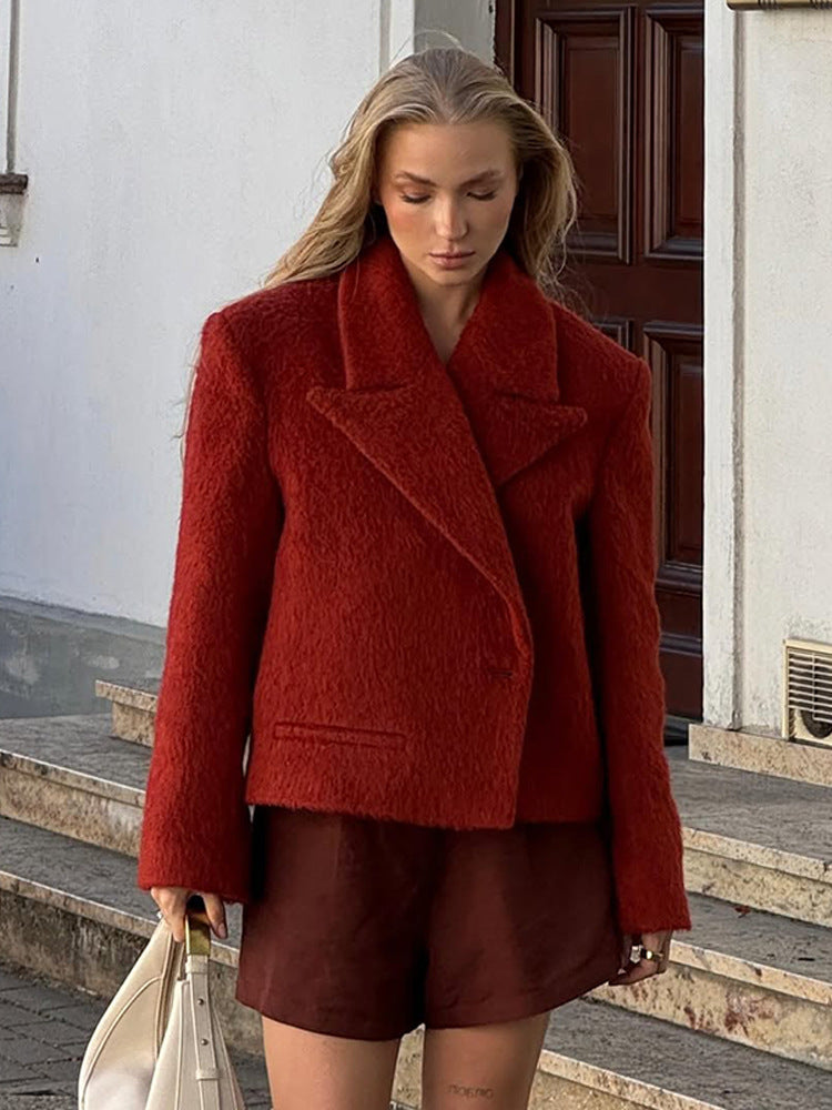 Damen Kurzboxy Kunstpelz‑Jacke mit breitem Revers und strukturierter Felloptik Echoarchiv