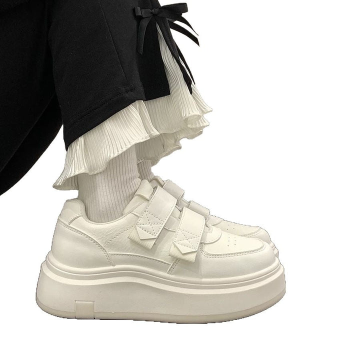 Damen Hochwertige Plateausneaker mit praktischem Klettverschluss und luxuriösem Komfort Echo Archiv