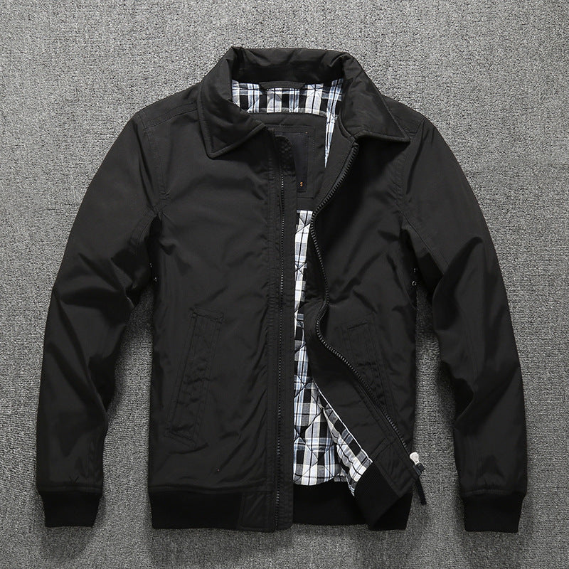 Herren Übergangsjacke im Harrington-Stil mit gesteppter Innenfütterung und Rippbündchen Echoarchiv