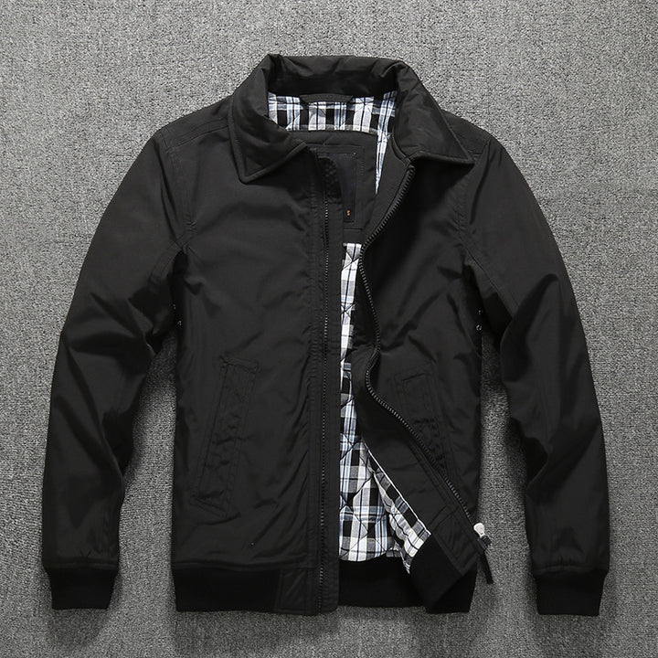 Herren Übergangsjacke im Harrington-Stil mit gesteppter Innenfütterung und Rippbündchen Echoarchiv