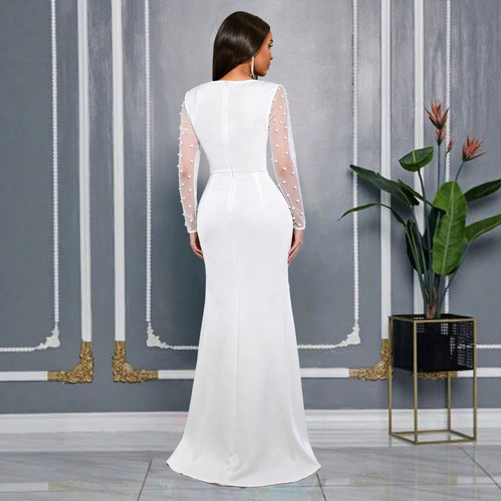 Damen Glamouröses Abendkleid mit taillierter Silhouette und transparenten Puffärmeln Echo Archiv