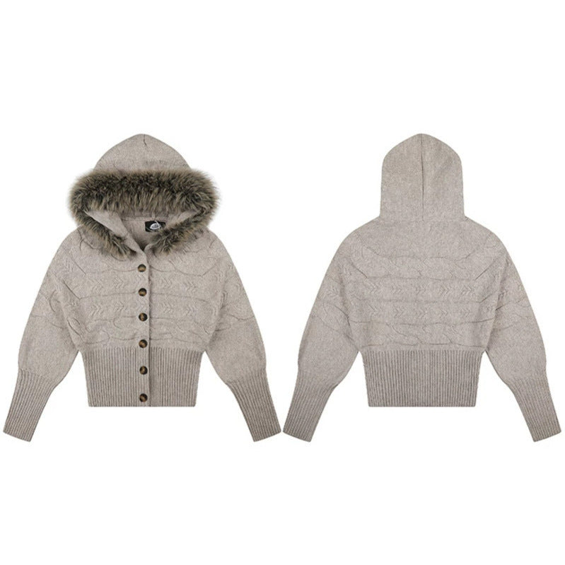Damen Kapuzen‑Strickjacke mit Zopfmuster, Kunstfellbesatz und tailliertem Rippenbund Echoarchiv