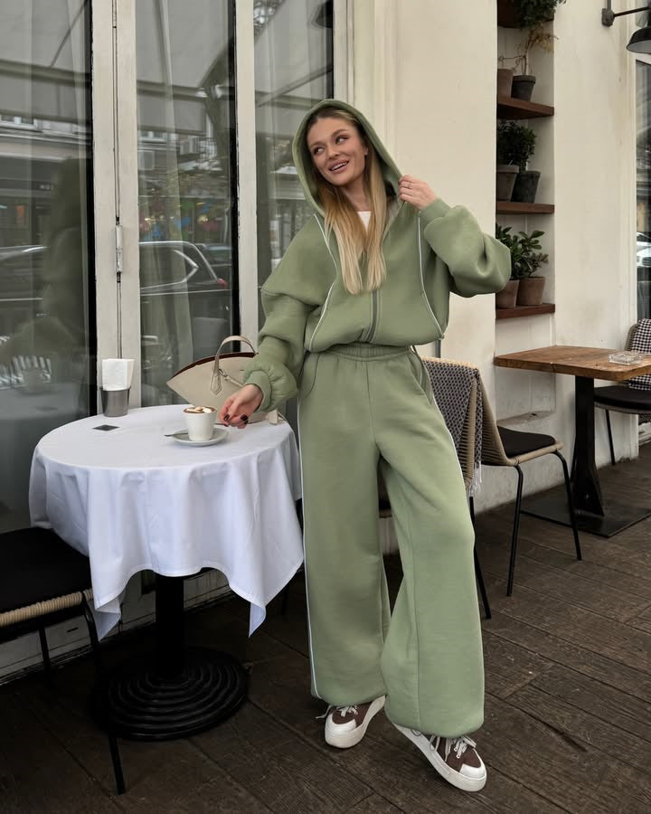 Damen Bequemer Oversized Jogginganzug Echo Archiv