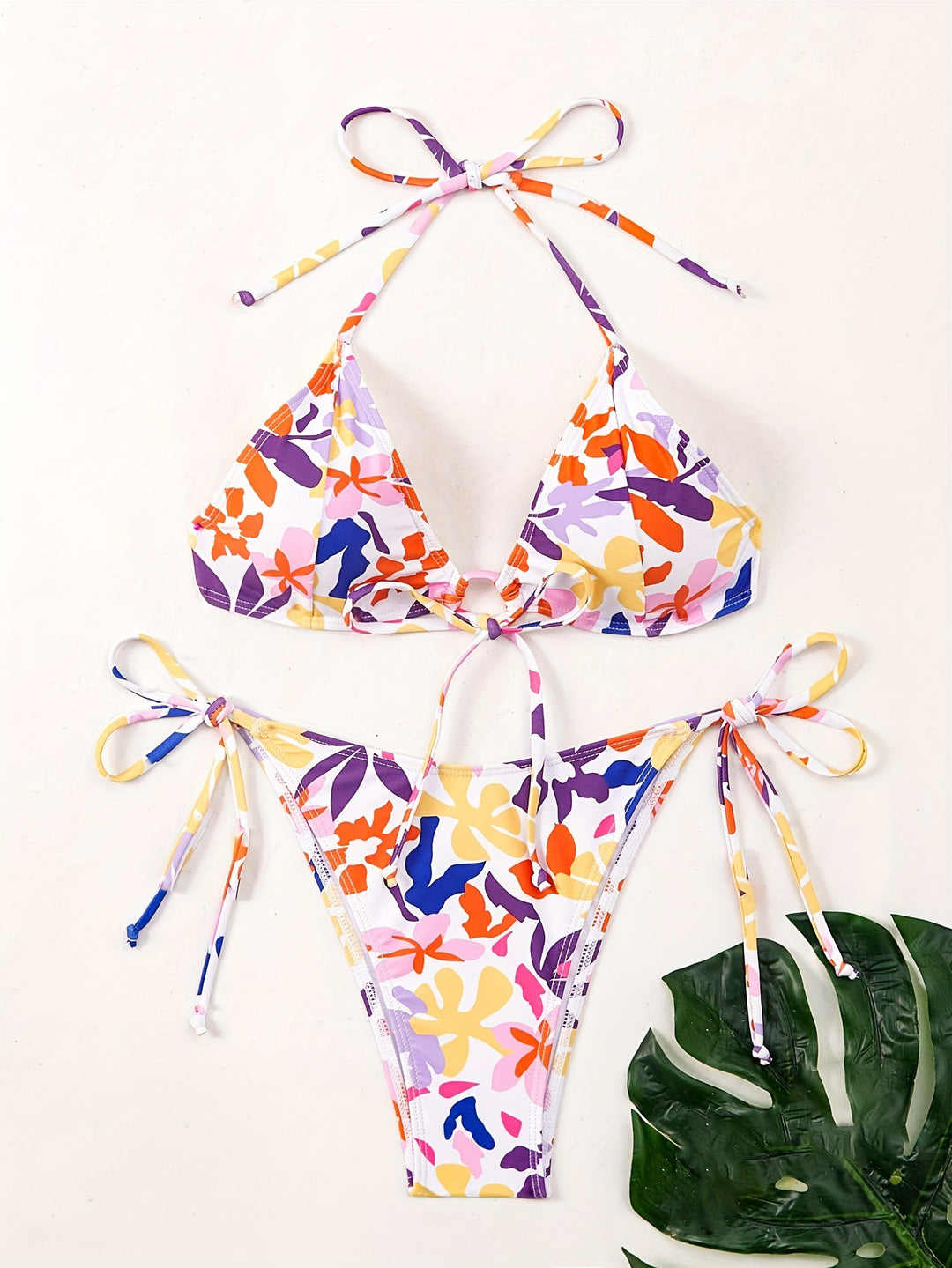 Damen Triangel-Bikini mit verstellbaren Schnüren und fröhlichem Blumenmuster Echo Archiv