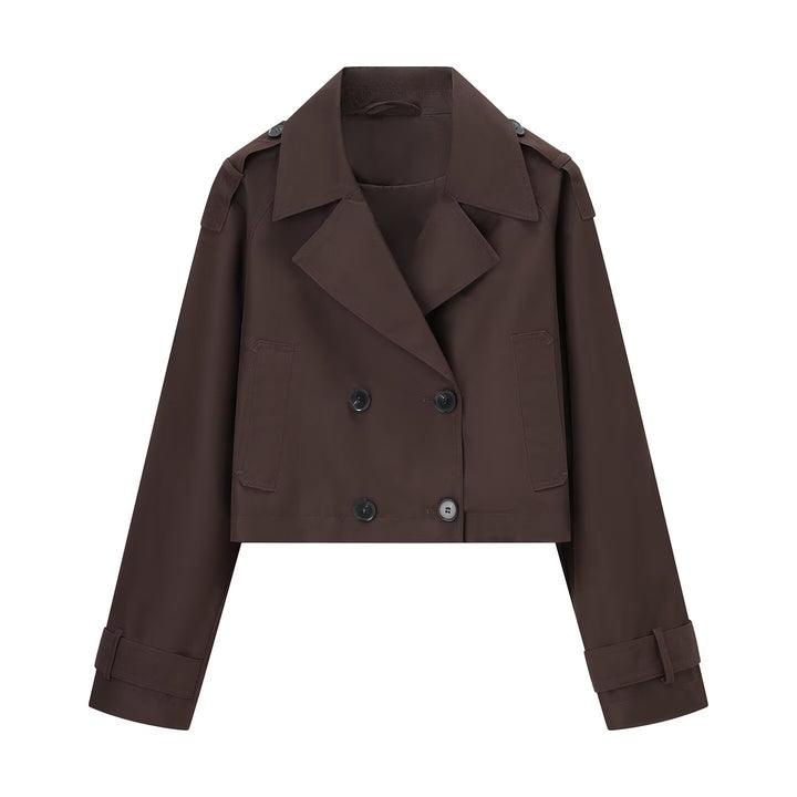 Damen nan kurze taillierte Doppelreiher-Trenchjacke im Boxy-Cropped-Schnitt mit Schulterpatten und verstellbaren Manschetten Echo Archiv
