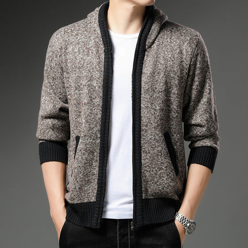 Herren Moderne Strickjacke mit Kapuze und schwarz-weißen Akzenten Echoarchiv