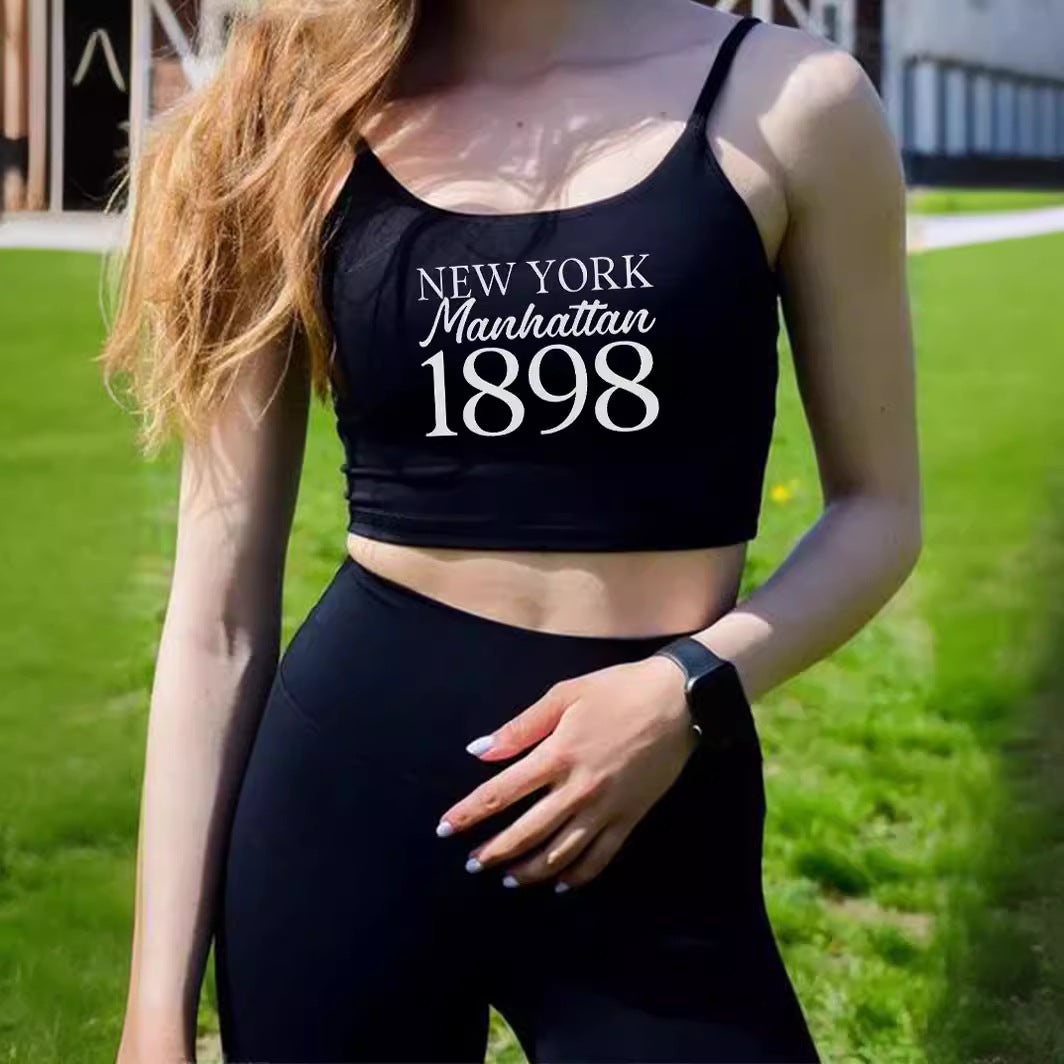 Damen Crop-Top mit kreativem Schriftzug und feinen Trägern Echo Archiv