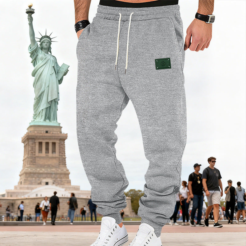 Herren Slim-Fit Sweat-Jogger mit elastischem Bund, Tunnelzug und gerippten Bündchen – Sorevano