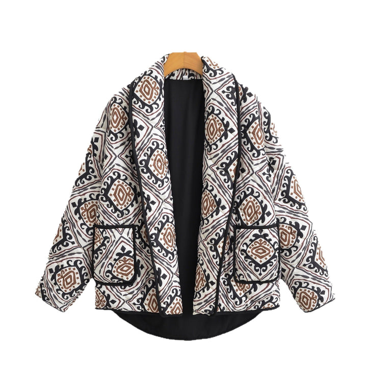 Damen Gesteppte Kimono-Jacke mit Ethno-Print, Kontrastpaspel und aufgesetzten Taschen Echo Archiv