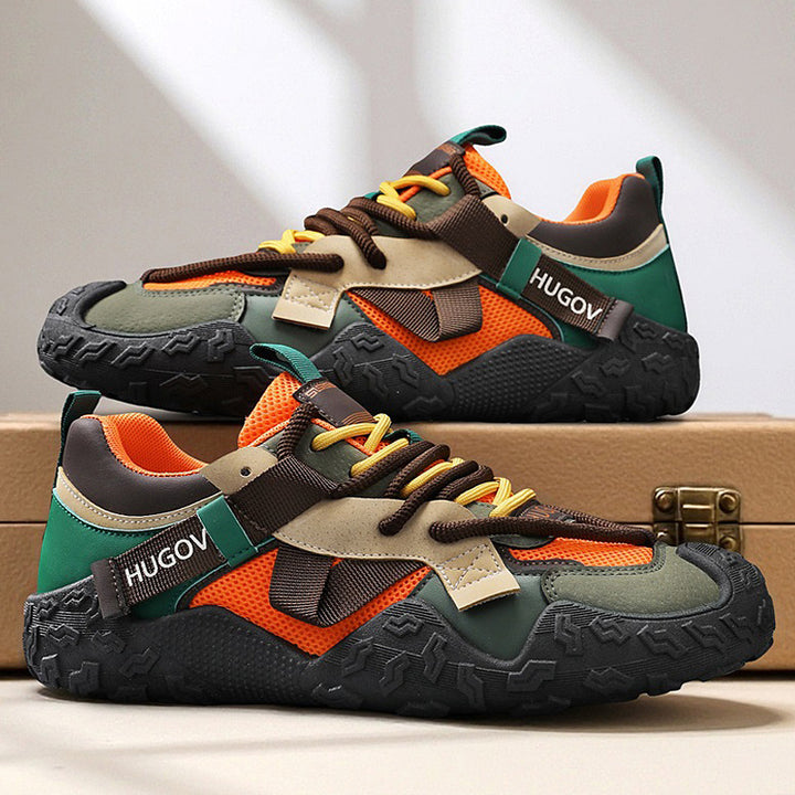 Herren Multimaterial-Trekkingsneaker mit verstärkter Zehenkappe, gepolsterter Fersenstütze und griffiger Offroad-Sohle – Tavélo