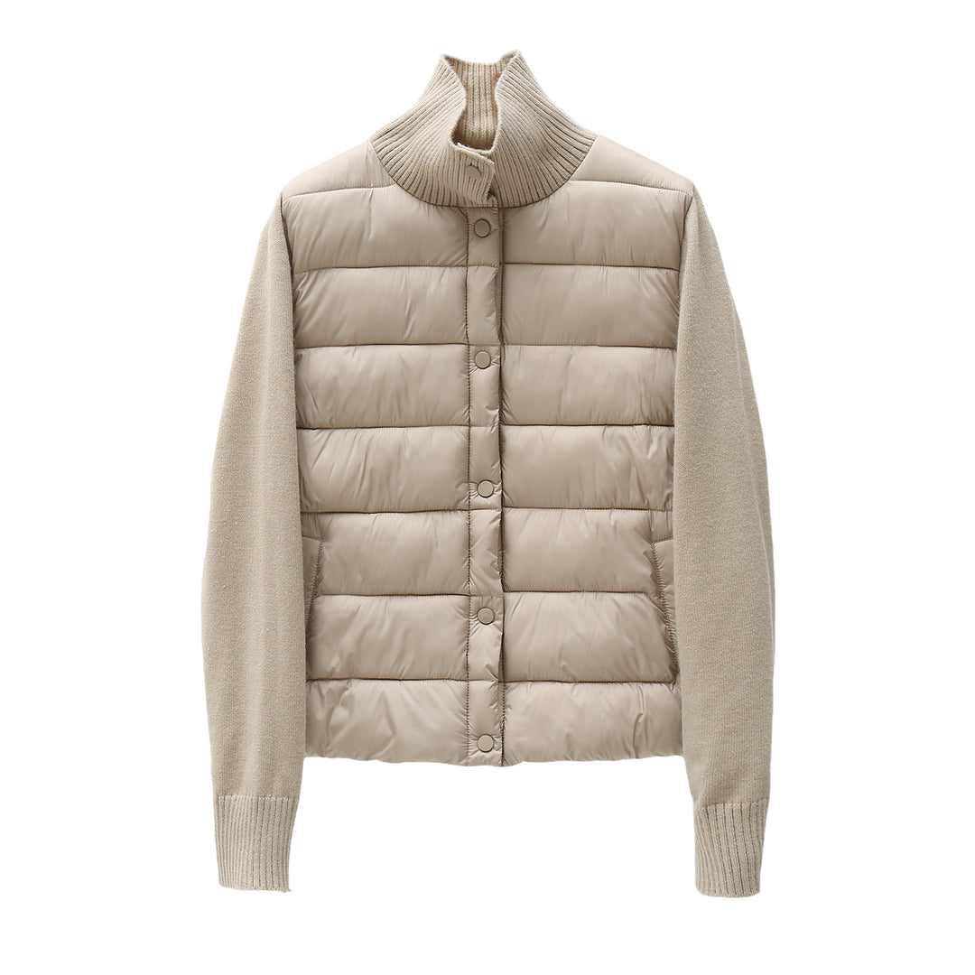 Damen Kurz gefütterte Steppjacke mit gestrickten Ärmeln und Rippkragen Echo Archiv