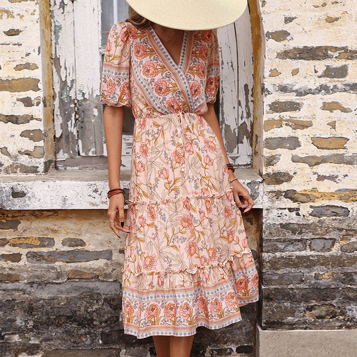 Damen Elegantes Midi-Kleid mit floralem Design Echo Archiv