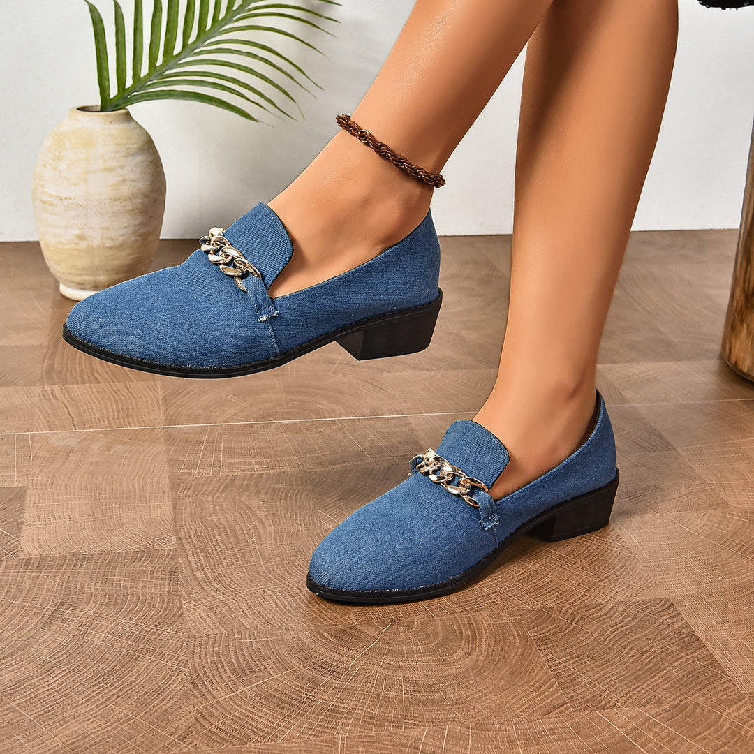 Damen Veloursleder-Loafer mit goldener Kettenapplikation und kleinem Blockabsatz – Lioré