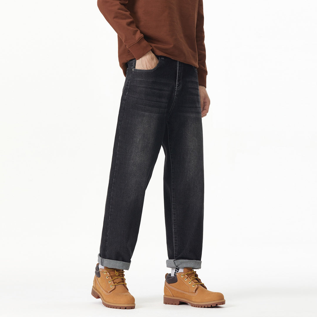 Herren Weite gerade geschnittene Denim-Jeans mit Used‑Wash und Umschlagbund Echoarchiv