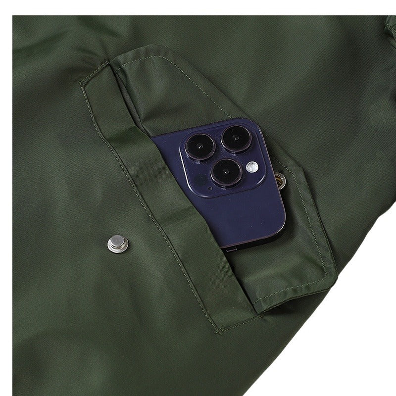 Herren Nylon‑Fliegerblouson mit leuchtendem Innenfutter und Utility‑Ärmeltasche Echoarchiv