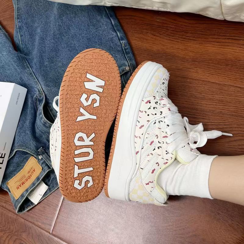 Damen Sneakers mit atmungsaktivem Obermaterial und modischem Muster Echo Archiv