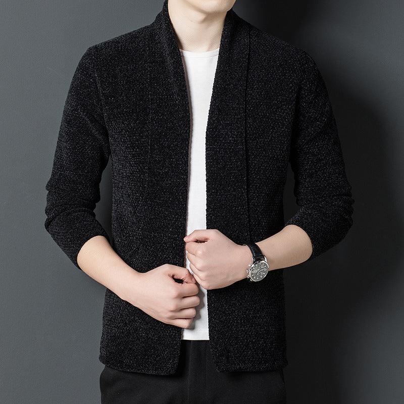 Herren kuschelige Strickjacke mit modernem Schnitt und hohen Kragen Echoarchiv