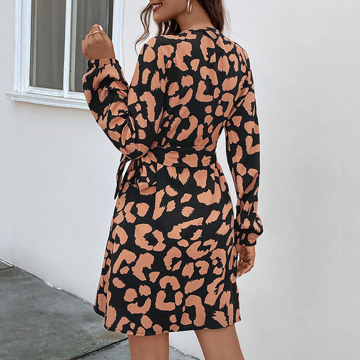 Damen Wickelkleid mit Leo-Muster Echo Archiv