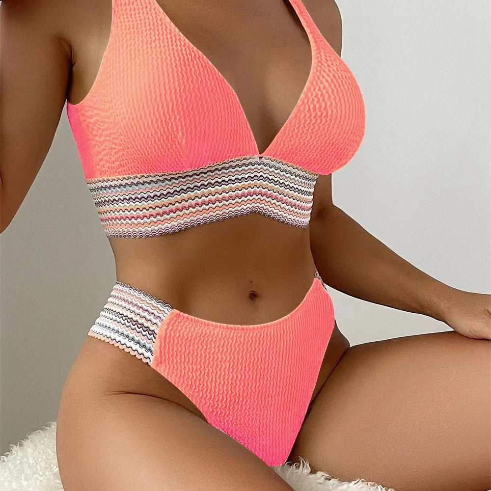 Damen Bikini-Set mit modernem V-Ausschnitt und strukturiertem Material Echo Archiv