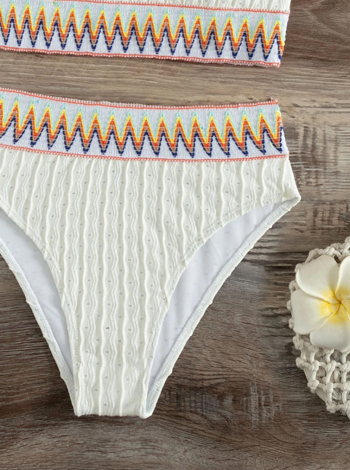 Damen Bikini-Set mit asymmetrischem Design und modischem Gürtel Echo Archiv