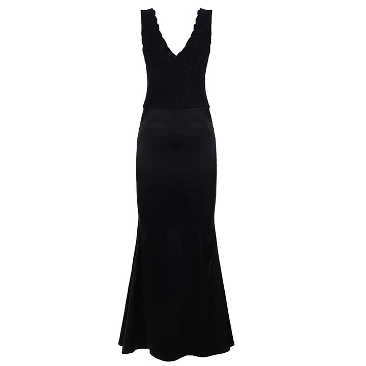 Damen Elegantes Maxikleid mit tiefem V-Ausschnitt und romantischem Spitzenoberteil Echo Archiv