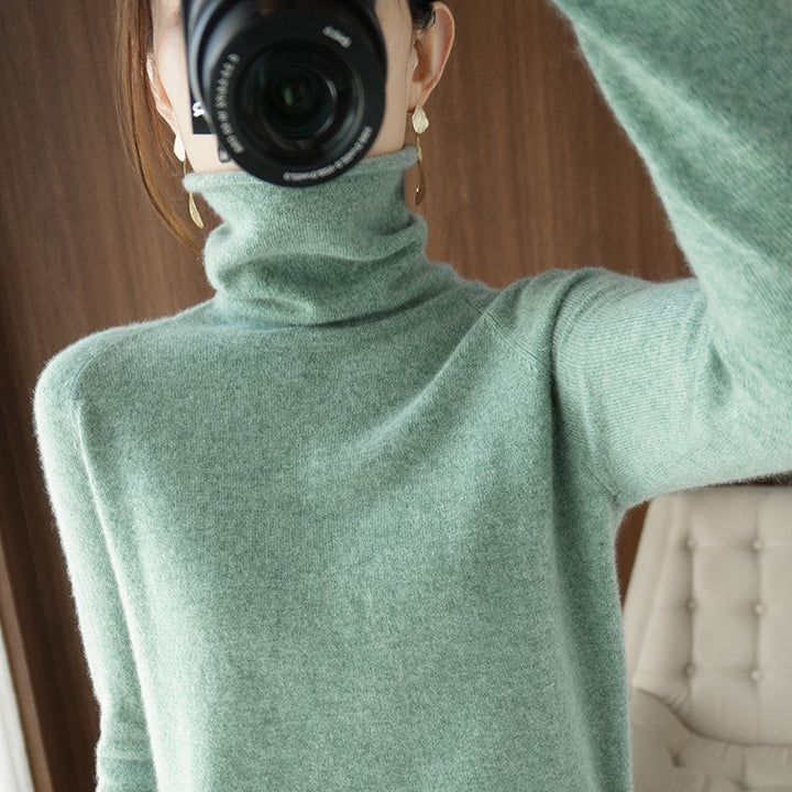 Damen Weicher Rollkragenpullover aus Kaschmir‑Look mit Daumenloch und figurbetonter Silhouette Echoarchiv
