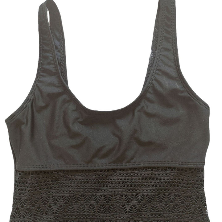 Damen Eleganter Einteiler-Badeanzug mit Spitzenakzenten Echo Archiv