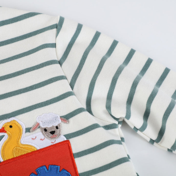 Jungen Sweatshirt mit lebhaftem Traktordesign und Tierapplikationen Echo Archiv