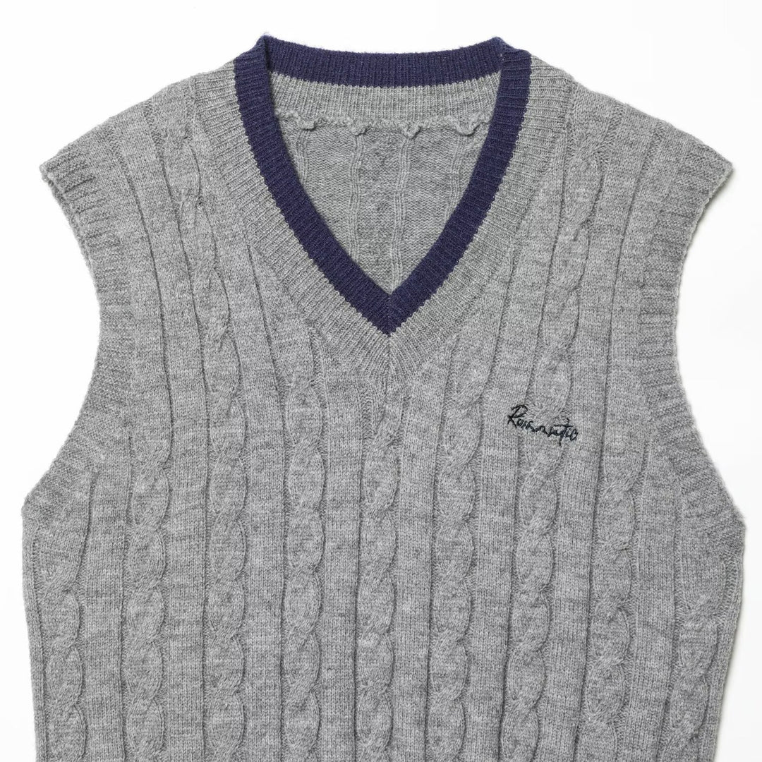 Damen Strickweste mit V-Ausschnitt und klassischem Kabelstrickmuster Echo Archiv