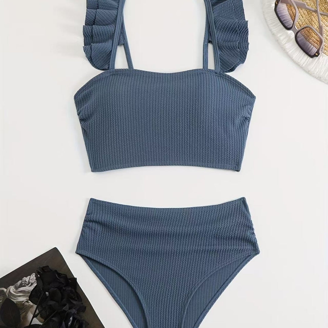 Damen Hochgeschnittenes Badeoberteil mit Rüschendetails und passendem Bikini-Unterteil Echo Archiv