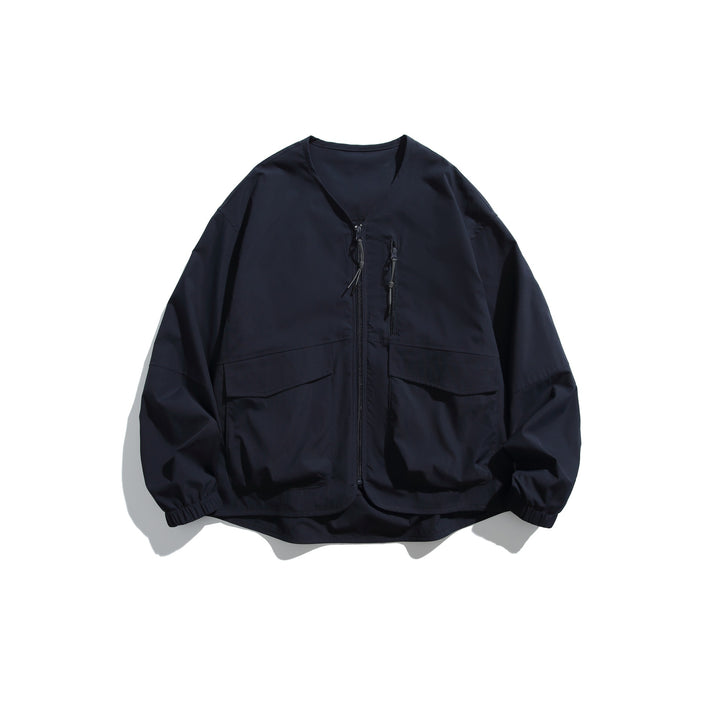 Herren Kurzblouson mit V‑Ausschnitt, zweiwege Reißverschlüssen und Utility‑Taschen Echoarchiv