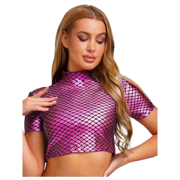 Damen Glitzerndes Cropped Shirt mit schimmerndem Fischschuppen-Muster Echo Archiv