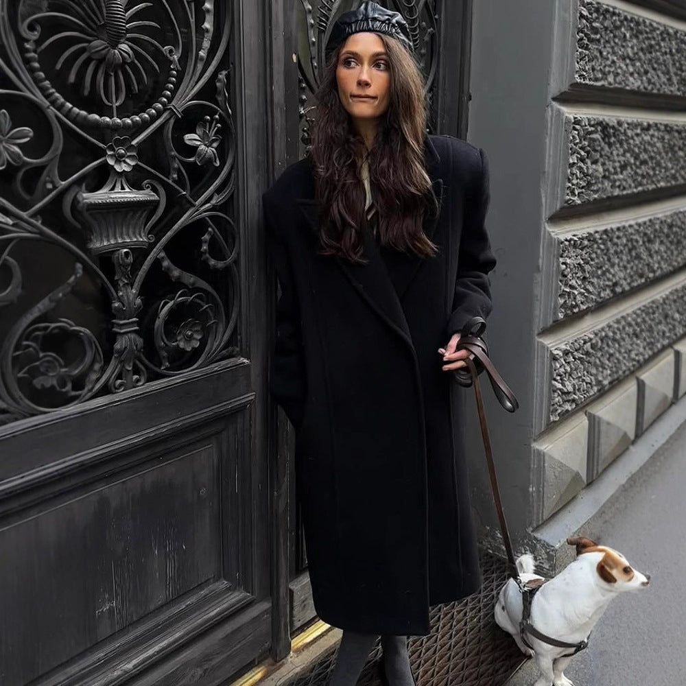 Damen Maxilanger Wollmix-Mantel im Oversize-Cocoon-Schnitt mit markanter Schulterlinie Echoarchiv