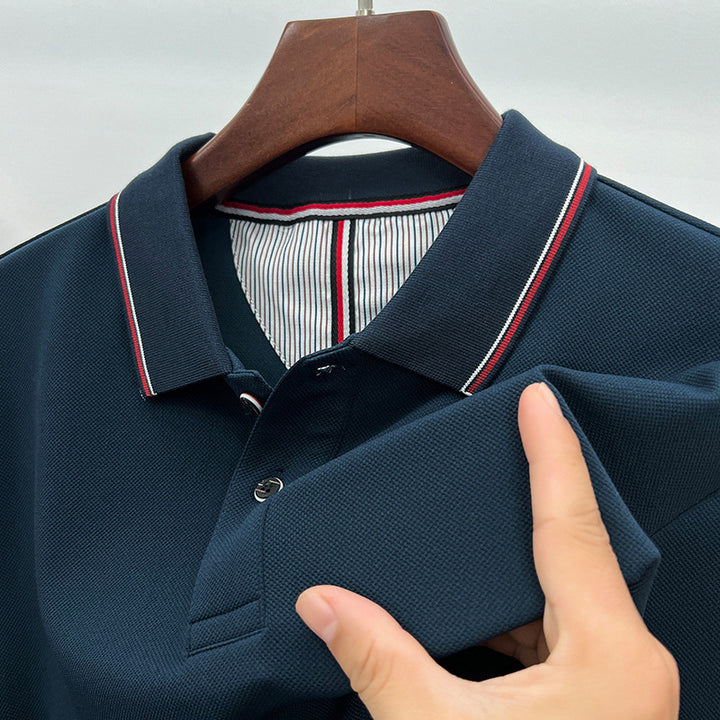 Herren Poloshirt mit atmungsaktiver Piqué-Oberfläche und eleganten Kontrastdetails Echoarchiv