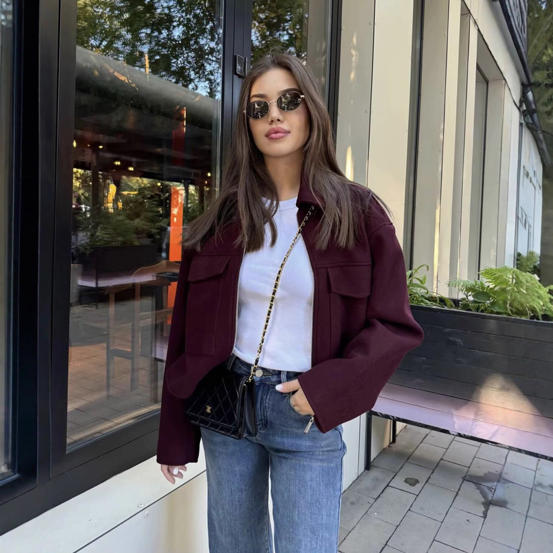 Damen Cropped-Hemdjacke aus Bouclé mit Boxy-Schnitt und Fronttaschen Echoarchiv