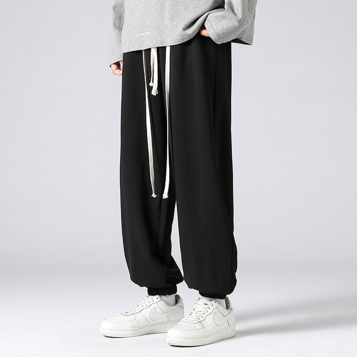 Herren Oversize-Jogginghose mit tiefer Leibhöhe, konischem Bein & extra langen Kordeln Echo Archiv