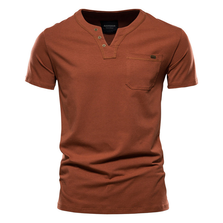 Herren Kurzarm-Shirt mit modernem Henley-Ausschnitt und Brusttasche Echoarchiv