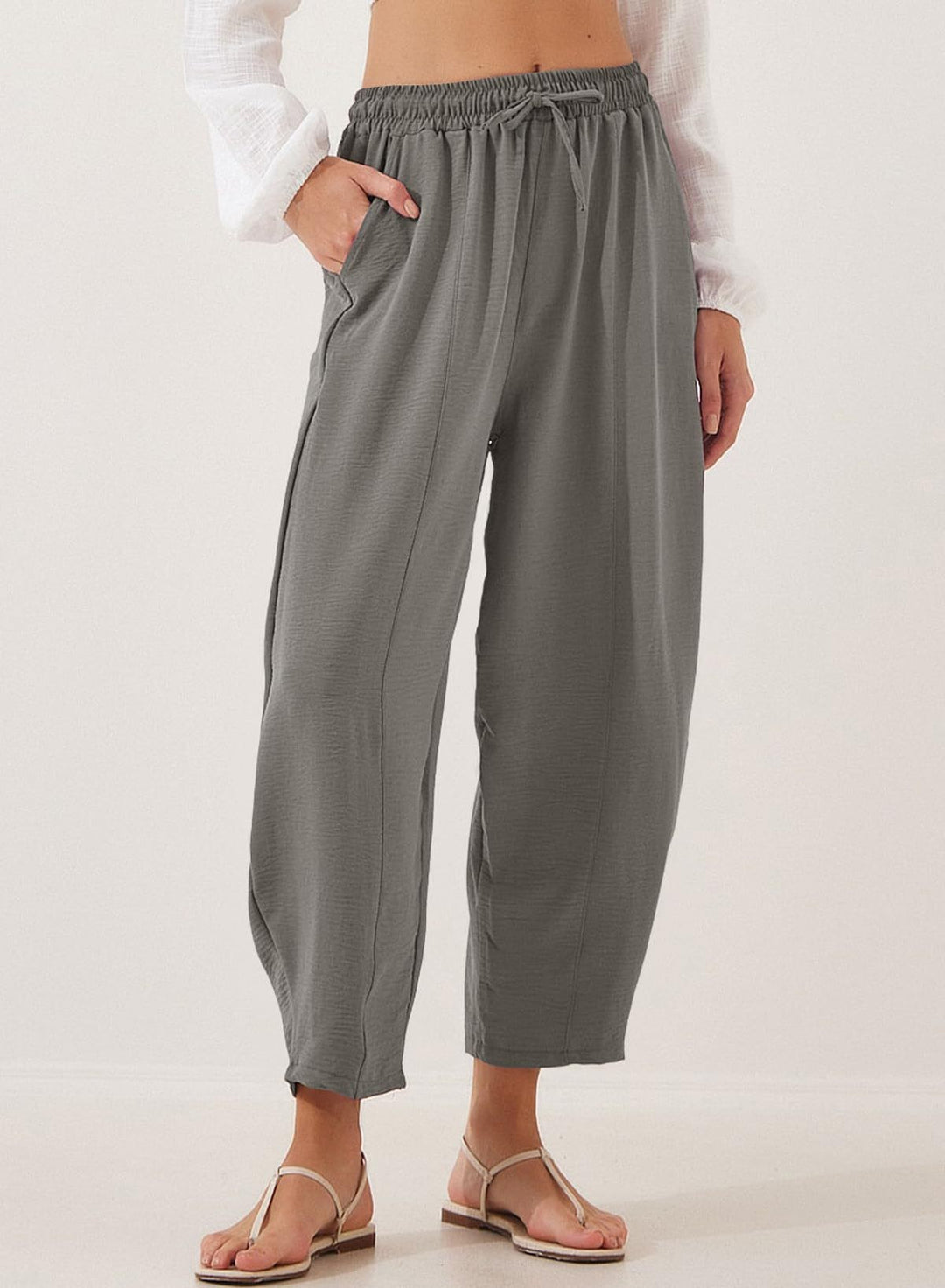 Damen Bequeme, weit geschnittene Sommerhose mit elastischem Bund und seitlichen Taschen Echo Archiv