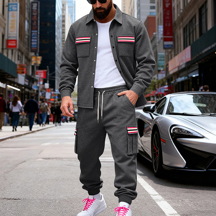 Herren Urbanes zweiteiliges Utility-Joggingset mit Overshirt und Cargo-Hose Echoarchiv
