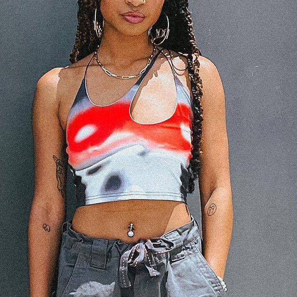 Damen Crop-Top mit asymmetrischem Trägerdesign und lebhaftem Grafikdruck Echo Archiv