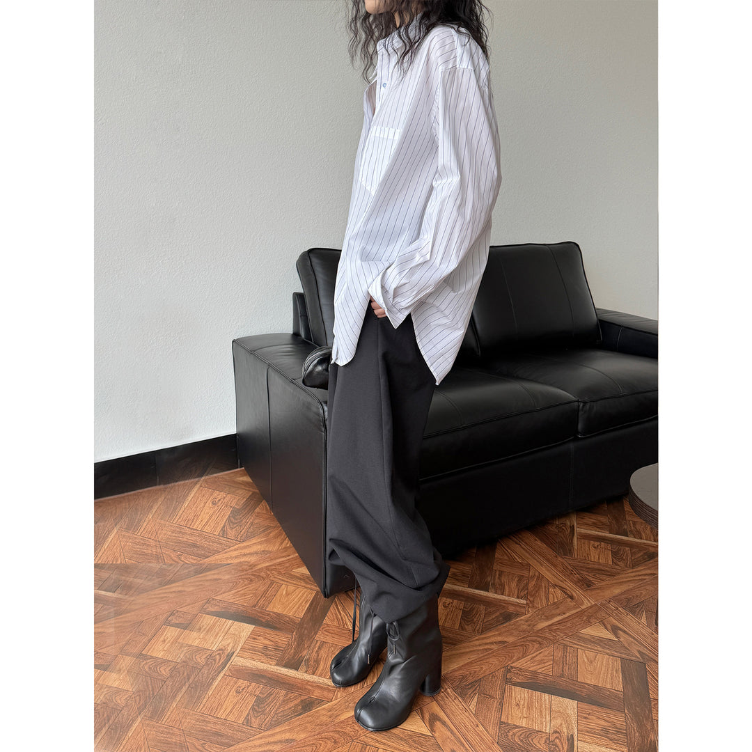 Damen Oversize-gestreifte Hemdbluse aus leichtem Viskose-Mix mit Brusttasche Echoarchiv
