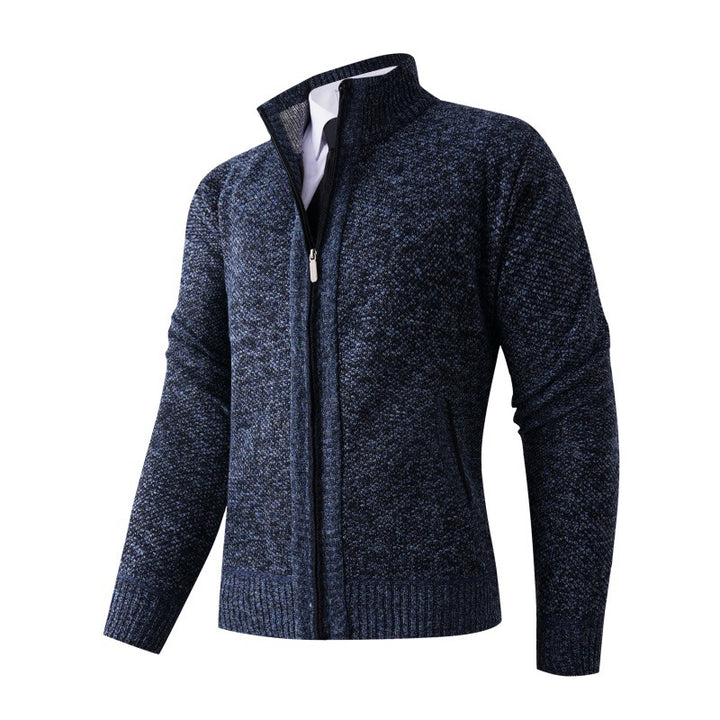 Herren stylische Strickjacke mit hohem Kragen und praktischen Taschen Echoarchiv