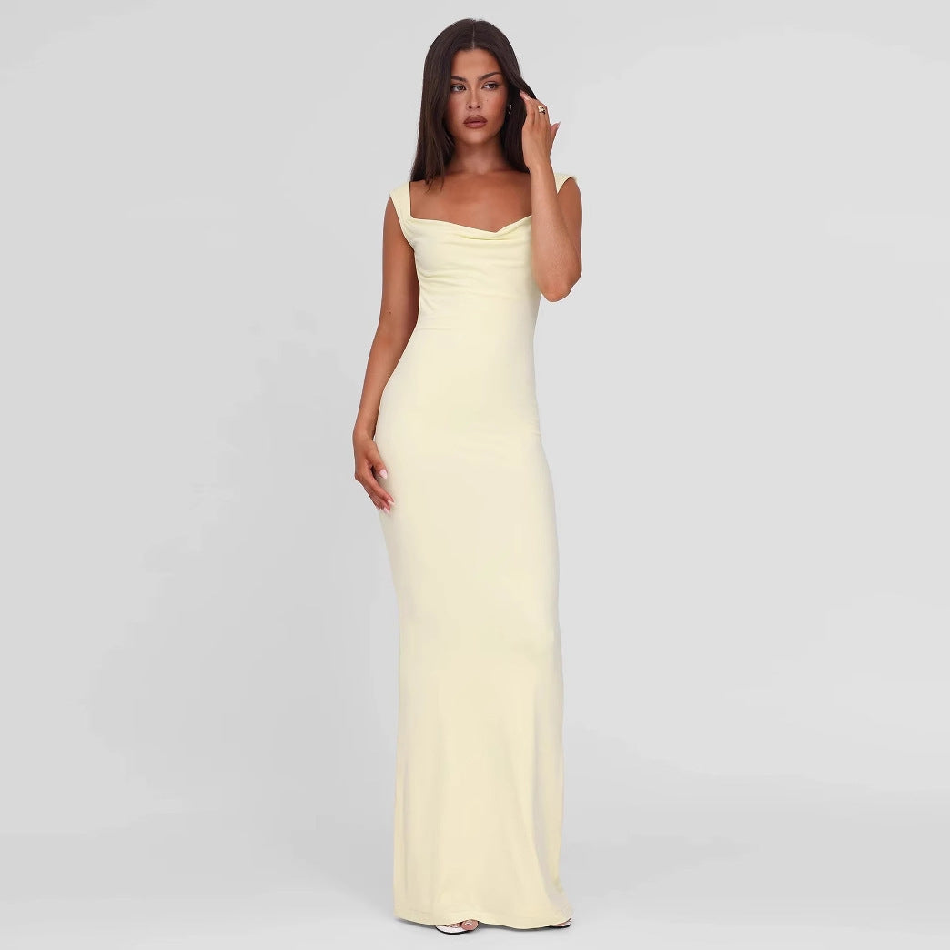 Damen Elegantes Maxikleid mit tiefem Ausschnitt und hochwertigem Stoff Echo Archiv