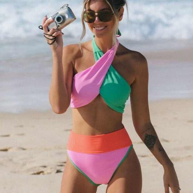 Damen Hochgeschnittener Bikini mit schickem Wickel-Design Echoarchiv