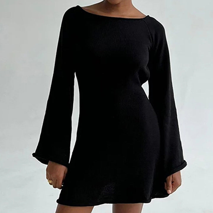 Damen elegantes Strickkleid mit weitem Ärmel und figurbetonter Silhouette Echo Archiv